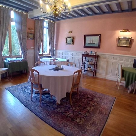 Hotel Particulier Des Canonniers Saint-Quentin  Buitenkant foto