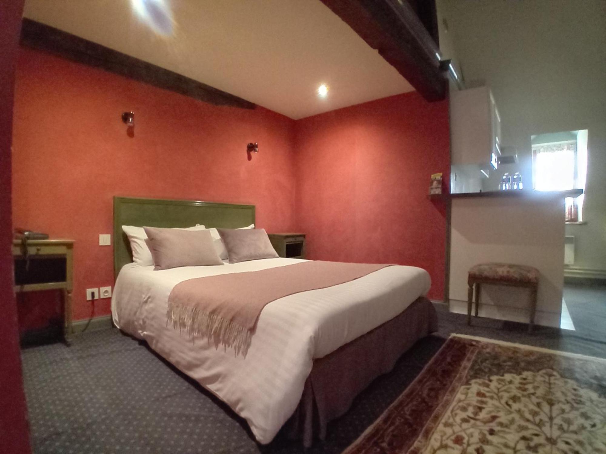 Hotel Particulier Des Canonniers Saint-Quentin  Kamer foto